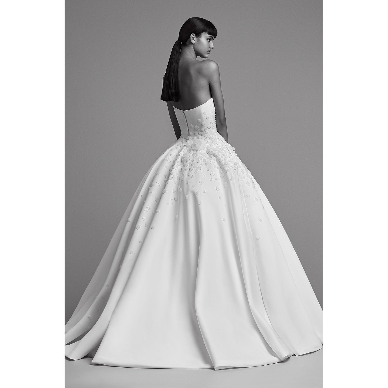 Rent Or Buy Viktor Rolf Vrm085 Dress From Mywardrobehq Com