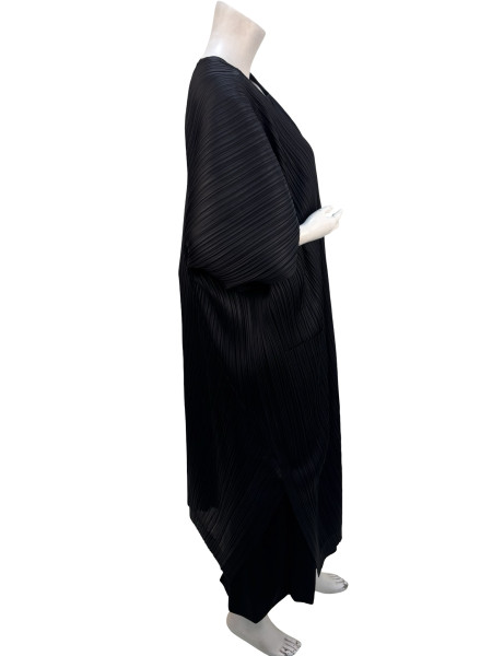 ISSEY MIYAKE Black Pleated Long Cardigan