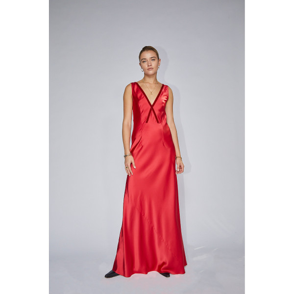 Serena Bute The V Neck Dress - Lipstick Red Plant Based Satin