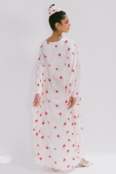 Azzalia Drapped silk kaftan with belt in printed silk with touched of heart shaped