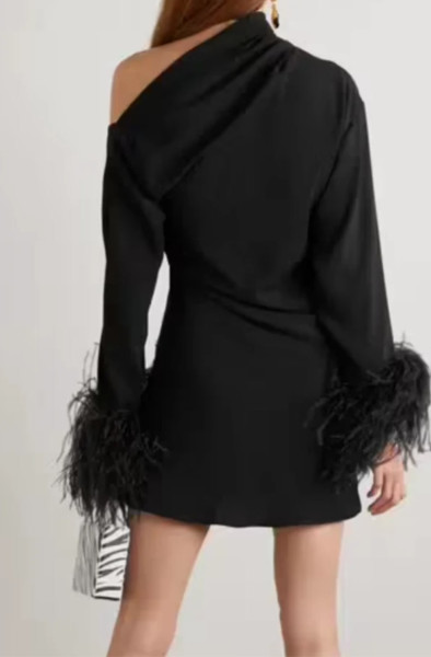 16arlington Asymmetric Adelaide Feather Mini Dress (UK8)